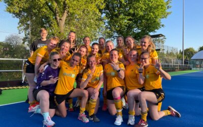 Muttertagsgeschenk: Spielbericht 2. Damen