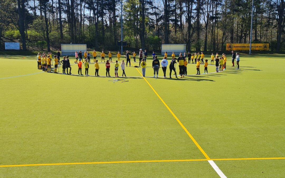 Osterhasen im Volkspark