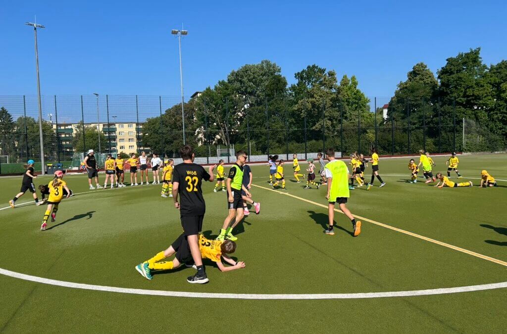 Sommercamp Woche 1 – Hockey, Spaß und jede Menge Ferienlaune